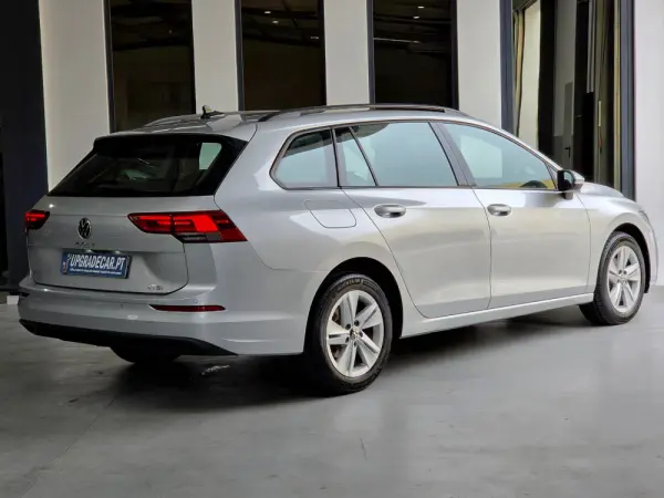 Volkswagen Golf Variant 1.0 eTSI OPF DSG Life 7