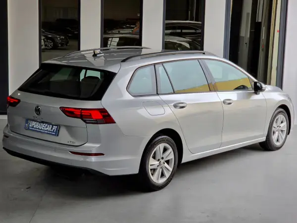 Volkswagen Golf Variant 1.0 eTSI OPF DSG Life 14