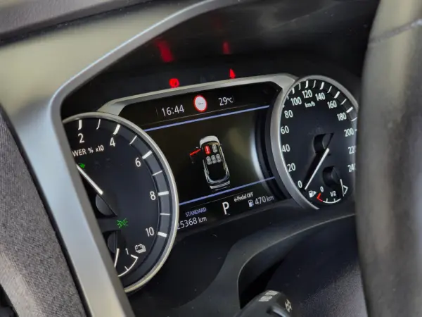 Nissan Qashqai e-Power N-Connecta 20