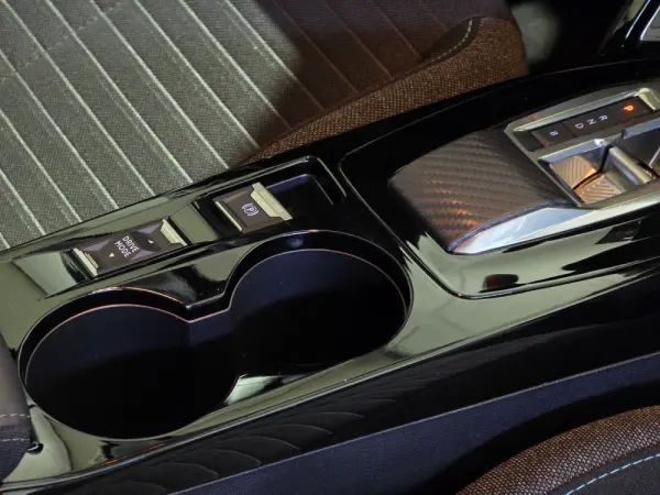 Peugeot e-208 50 kWh SE Style 38