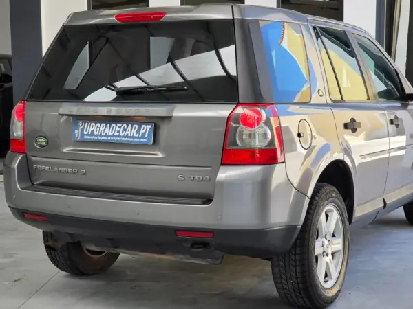 Land Rover Freelander 2.2 Td4 S 11