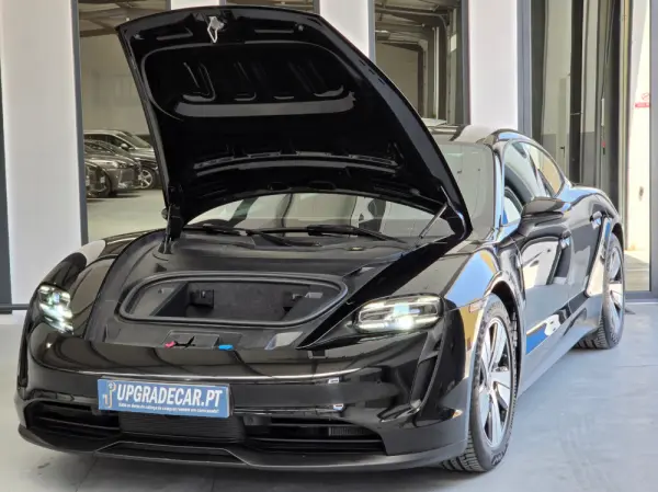 Porsche Taycan 4 53
