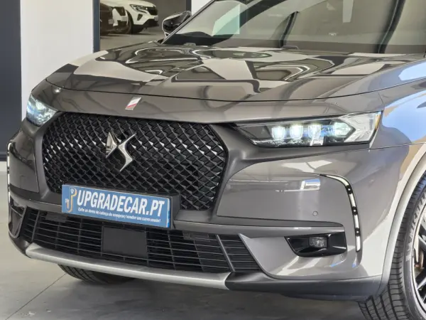 DS DS7 Crossback E-Tense Performance Line EAT8 2