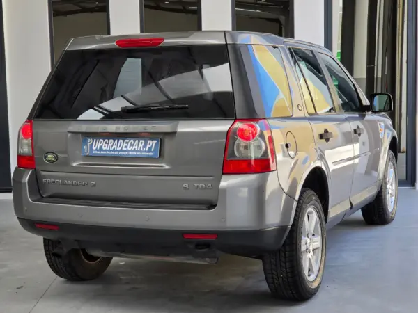 Land Rover Freelander 2.2 Td4 S 8