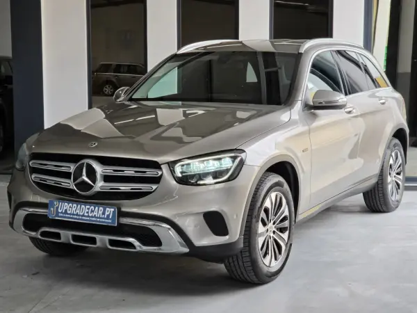 Mercedes-Benz GLC 300 e 4Matic 7