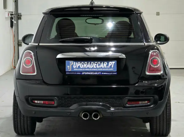 MINI 3 Portas One D 15