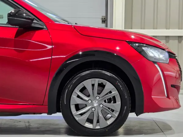 Peugeot e-208 50 kWh SE Style 13