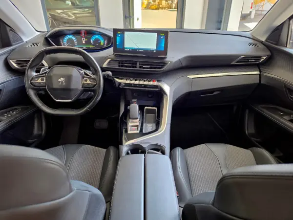 Peugeot 3008 1.6 Hybrid Allure e-EAT8 31