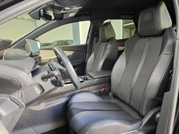 Peugeot 3008 1.6 Hybrid GT Pack e-EAT8 19