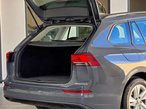 Volkswagen Golf Variant 1.0 eTSI Life DSG 35