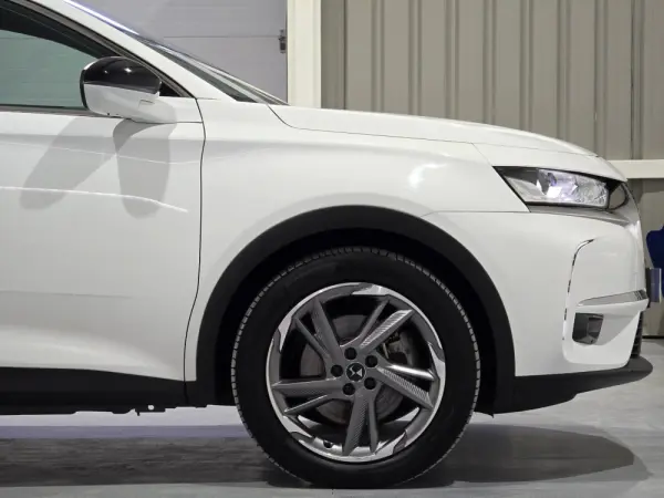 DS DS7 Crossback 12