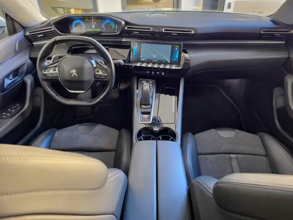 Peugeot 508 SW 1.6 Hybrid Allure e-EAT8 29