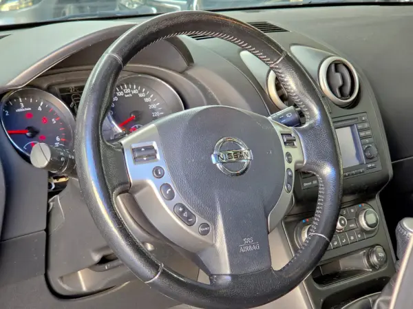 Nissan Qashqai 1.5 dCi Tekna 13