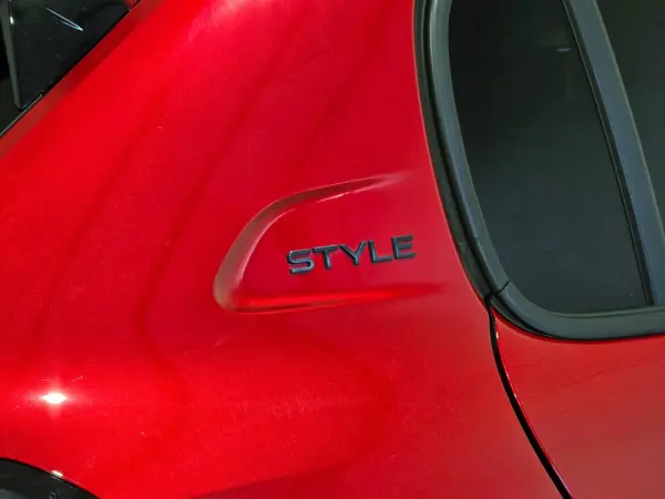 Peugeot e-208 50 kWh SE Style 24