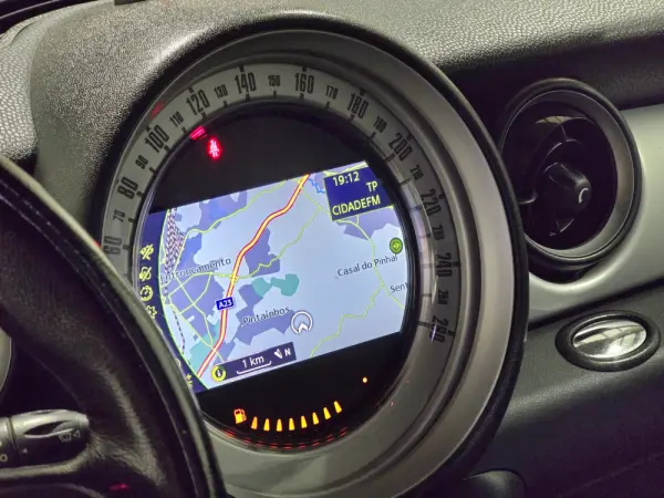 MINI 3 Portas One D 28