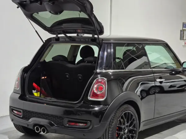 MINI 3 Portas One D 40