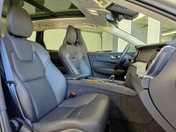 Volvo XC 60 2.0 T6 PHEV Inscription AWD 28