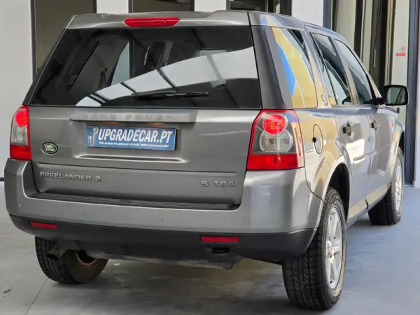 Land Rover Freelander 2.2 Td4 S 10