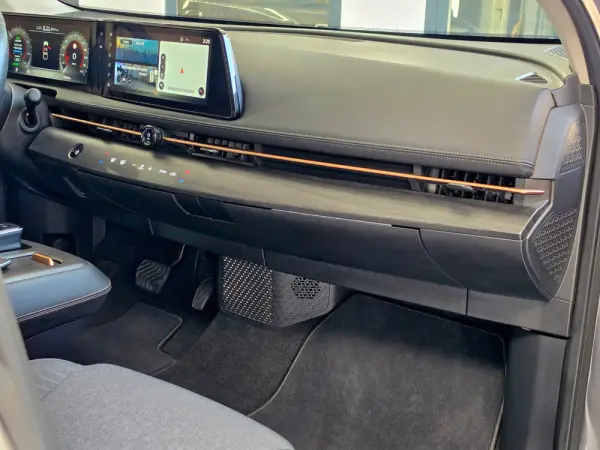 Nissan Ariya 87 kWh Engage 28