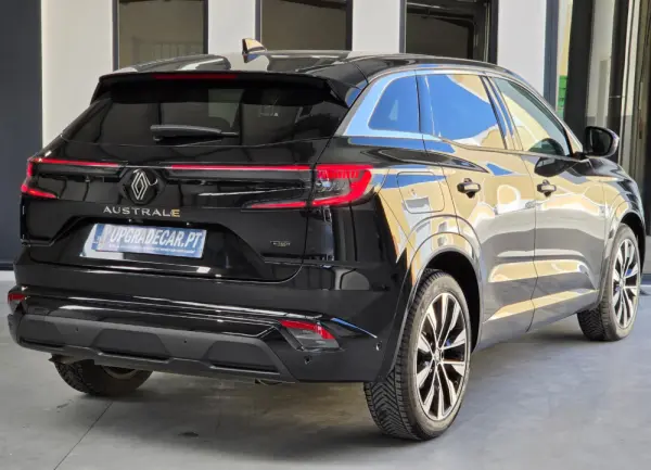 Renault Austral 1.2 E-Tech Techno 10