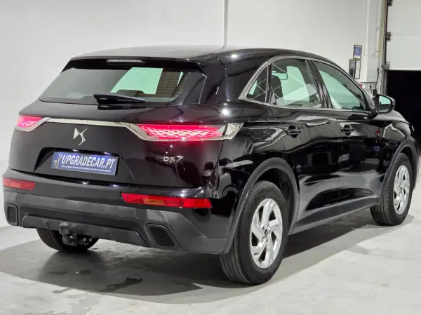 DS DS7 Crossback 11