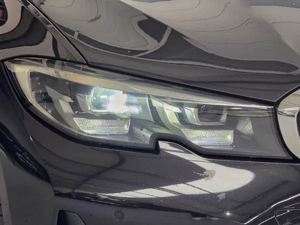 BMW 320 e Line Sport Auto 3