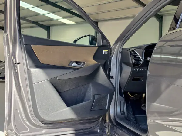 DS DS7 Crossback 4x4 Bastille + 16