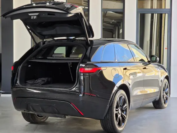 Land Rover Range Rover Velar 2.0 P400e AWD R-Dynamic SE 46