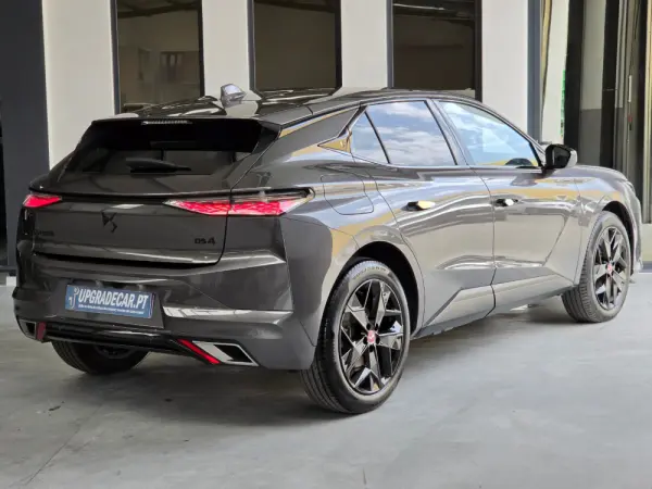 DS DS4 E-TENSE 225 PERFORMANCE LINE+ 20