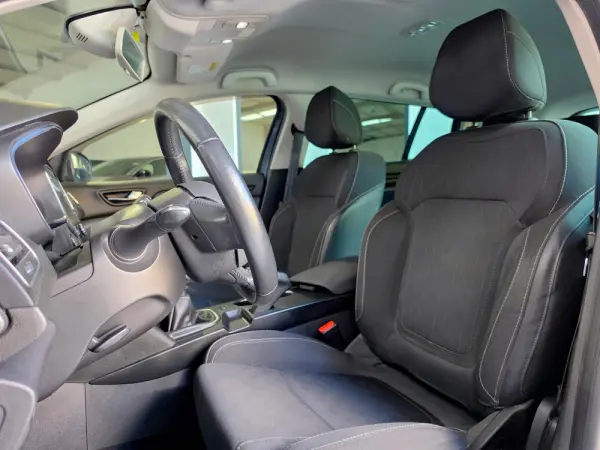 Renault Mégane Sport Tourer 1.5 dCi Limited 13