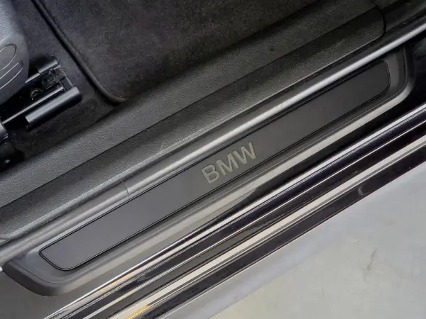 BMW 320 e Line Sport Auto 28