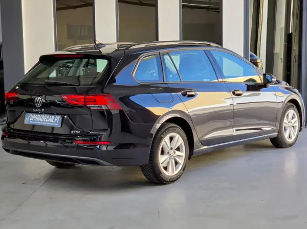Volkswagen Golf Variant 1.0 eTSI OPF DSG Life 8