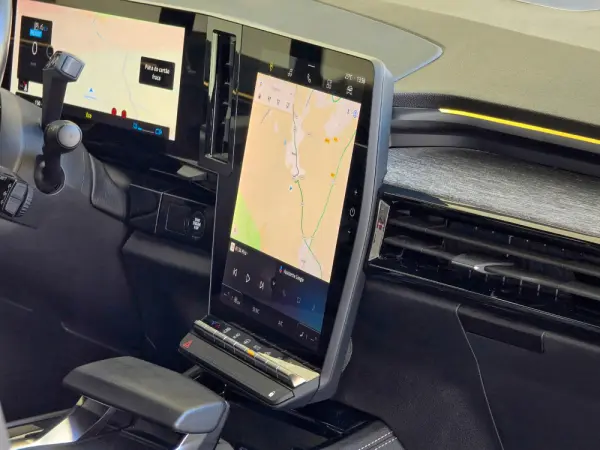 Renault Austral 1.2 E-Tech Techno 15