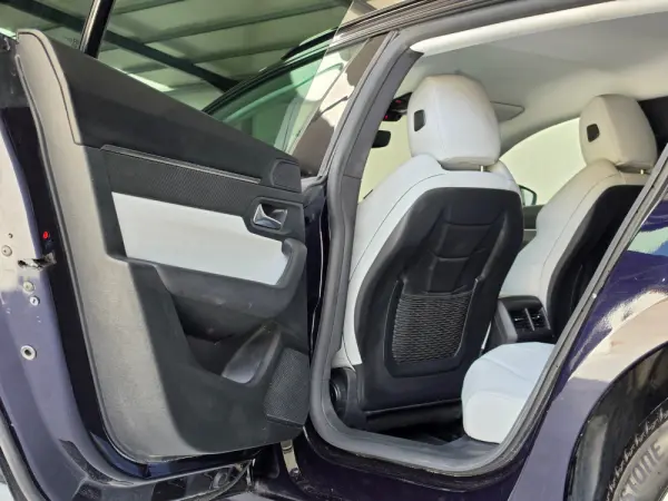 Peugeot 508 SW 1.6 Hybrid Allure e-EAT8 37