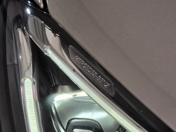 Mercedes-Benz GLC 300 e 4Matic 6
