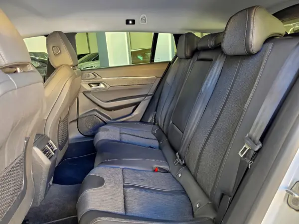 Peugeot 508 SW 1.6 Hybrid Allure e-EAT8 31