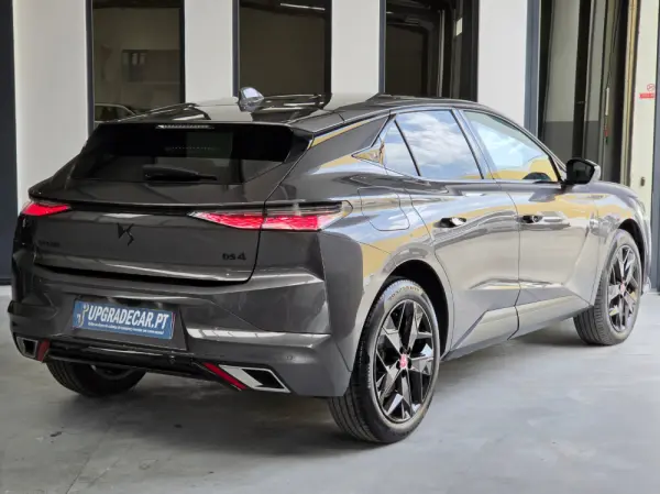 DS DS4 E-TENSE 225 PERFORMANCE LINE+ 19