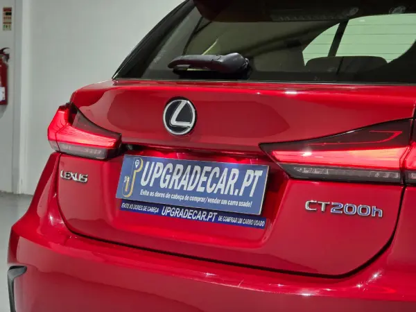 Lexus CT 200h 21