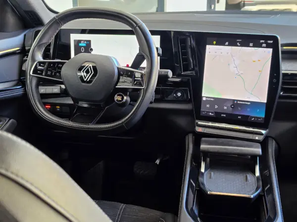 Renault Austral 1.2 E-Tech Techno 19