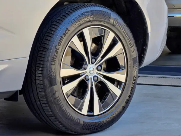 Volvo XC 60 2.0 T6 PHEV Inscription AWD 10