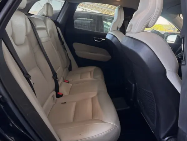 Volvo XC 60 2.0 T8 PHEV Inscription Expression AWD 9