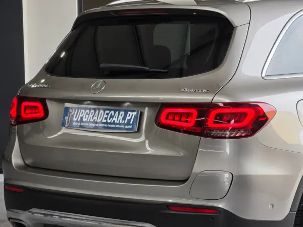 Mercedes-Benz GLC 300 e 4Matic 10