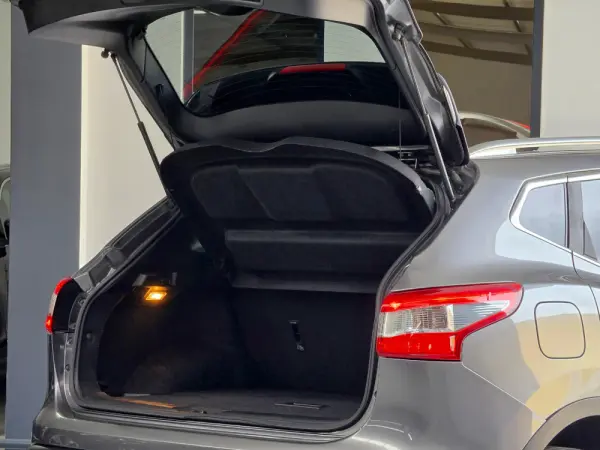 Nissan Qashqai 1.2 DIG-T Tekna 37