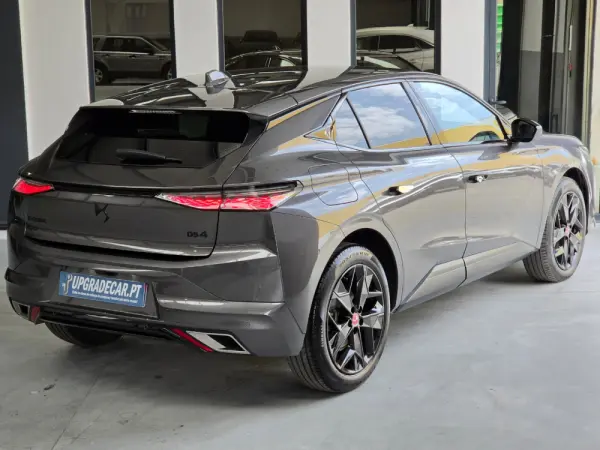 DS DS4 E-TENSE 225 PERFORMANCE LINE+ 18