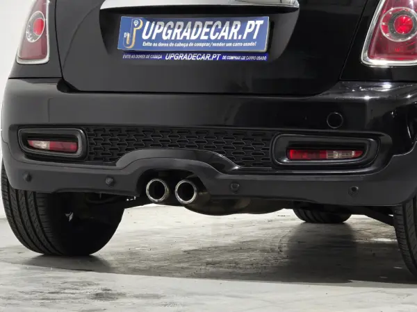 MINI 3 Portas One D 19