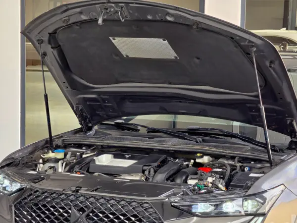 DS DS4 E-TENSE 225 PERFORMANCE LINE+ 47