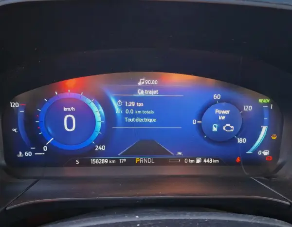 Ford Kuga 2.5 PHEV ST-Line X 7