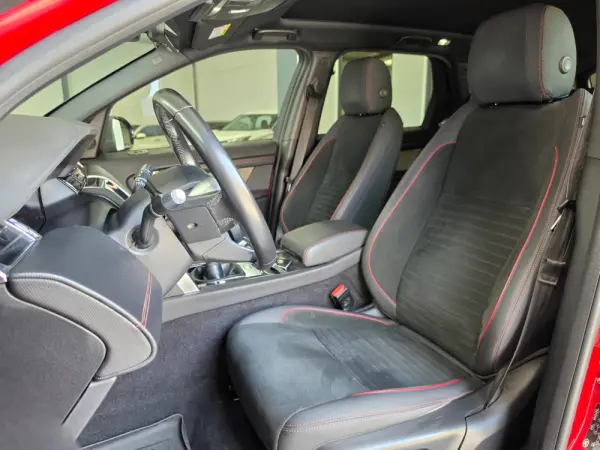 Land Rover Discovery Sport 2.0 eD4 R-Dynamic S 7L 26
