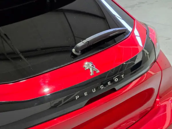 Peugeot e-208 50 kWh SE Style 19