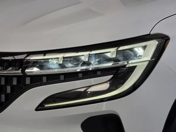 Renault Austral 1.2 E-Tech Techno 3
